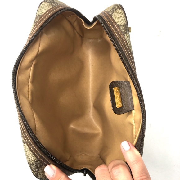 Authentic Gucci brown monogram coated canvas crossbody bag - Picture 6 of 16